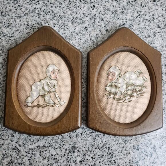 VTG‎ Set OF 2 Unique Shaped Wood Framed Handmade Cross Stitch Snow Babies - Picture 9 of 9